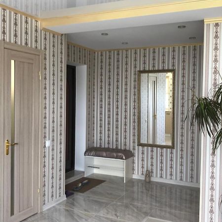 Apartaments On Preobrazhenskaya 8 Kirovograd Exterior foto