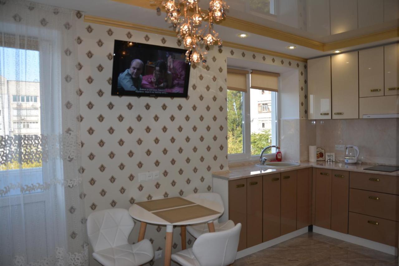 Apartaments On Preobrazhenskaya 8 Kirovograd Exterior foto