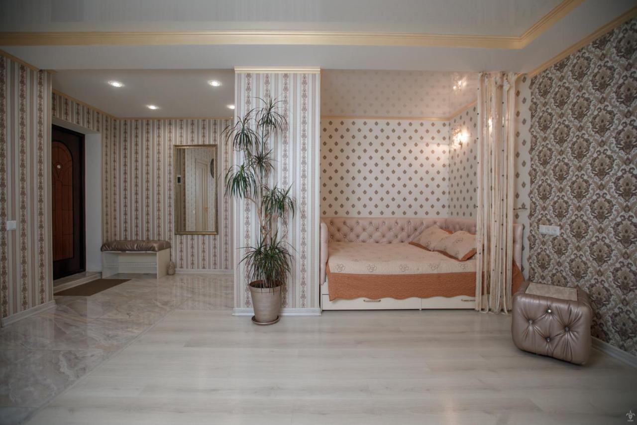 Apartaments On Preobrazhenskaya 8 Kirovograd Exterior foto